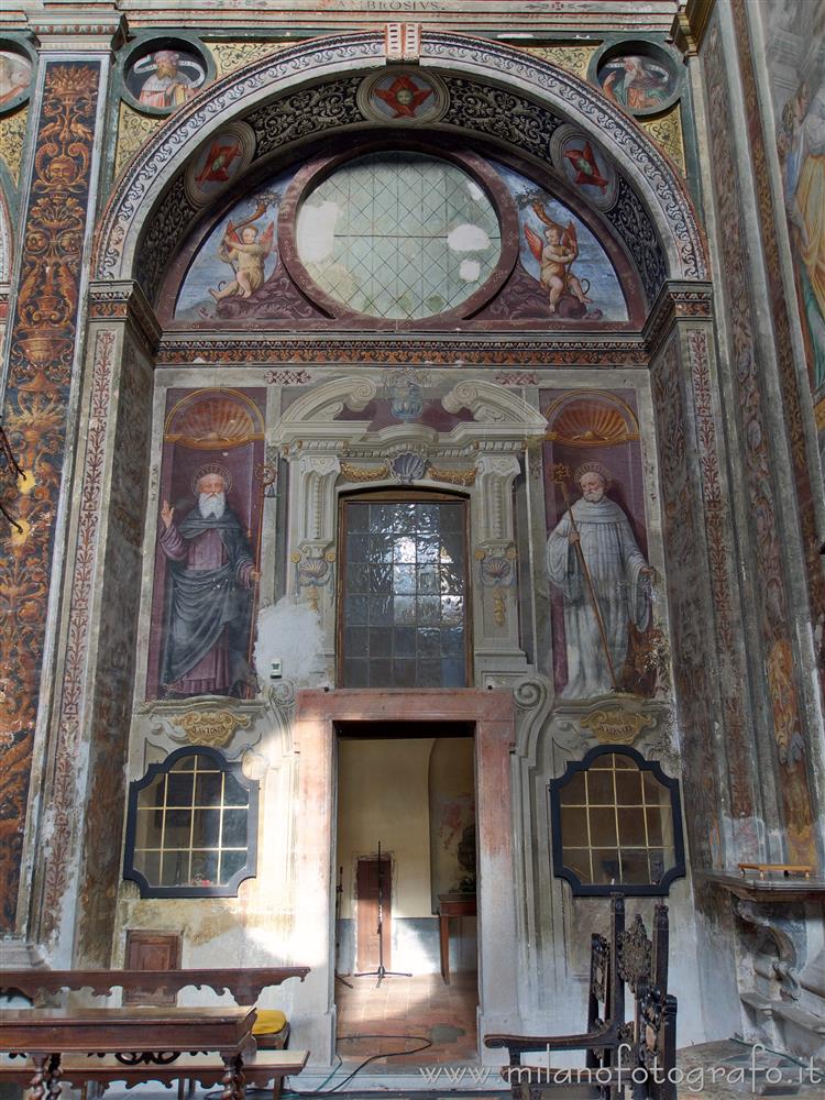 Meda (Monza e Brianza, Italy) - Left wall of the presbytery of the Church of San Vittore
